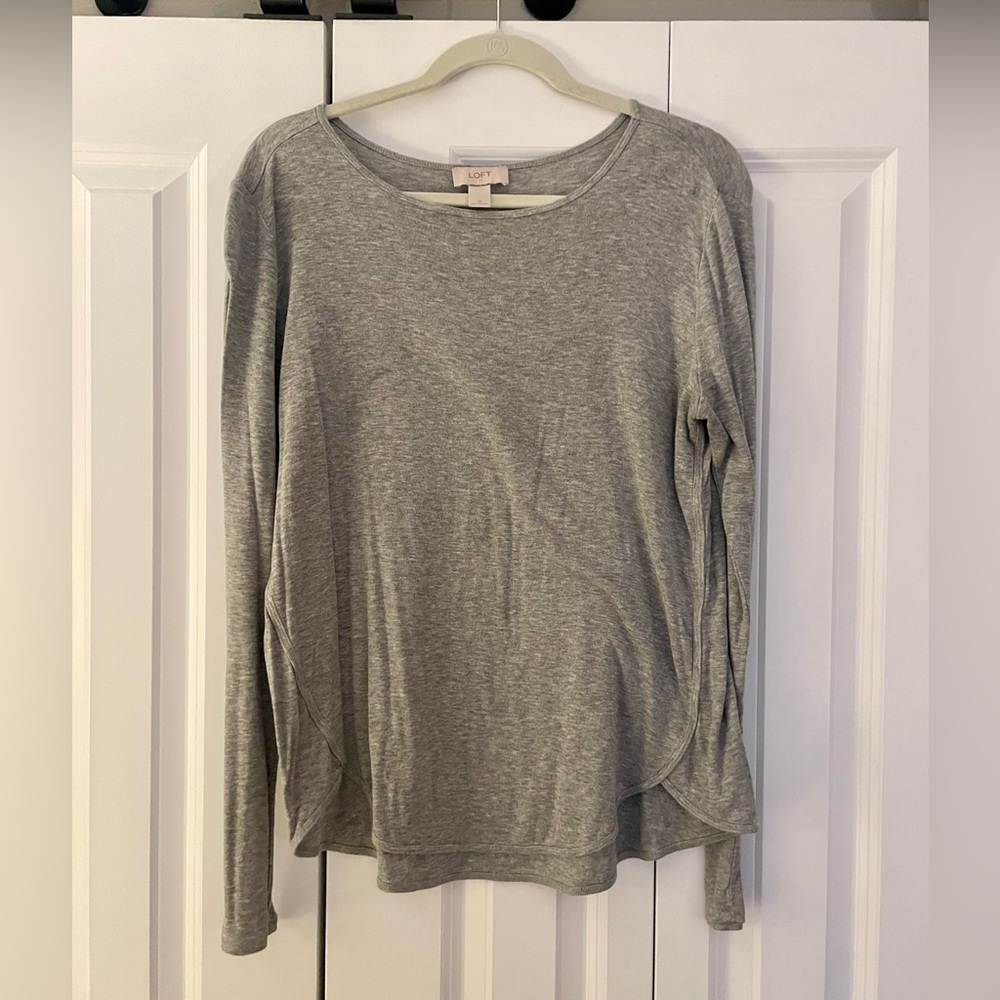 LOFT Heather Gray Long Sleeve Tee